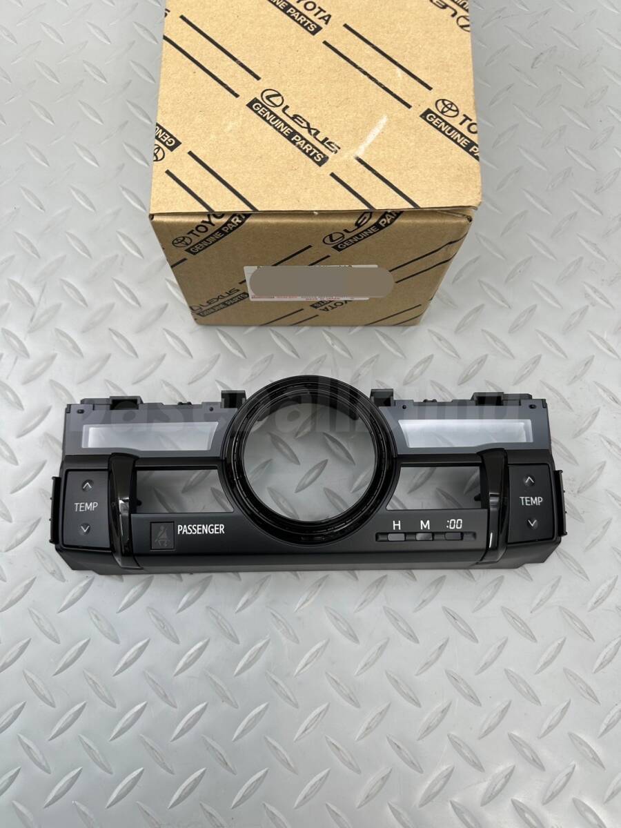 ■新品■トヨタ純正部品 TOYOTA 2代目130系マークX GRMN専用 エアコンパネル拍卖