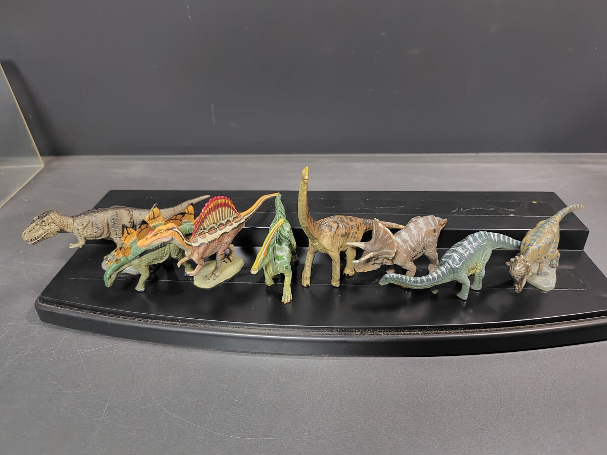 恐竜フィギュア全8種、食玩拍卖