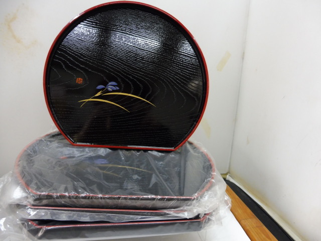 新品 半月盆―4枚ー22,5--お茶とお菓子とか、運び盆に、拍卖