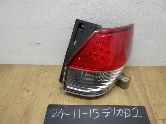 デリカD2  MB15S 右テールランプ ライト レンズ ZJ3 トーカイデンソー 35603-54M1 MQ503263拍卖