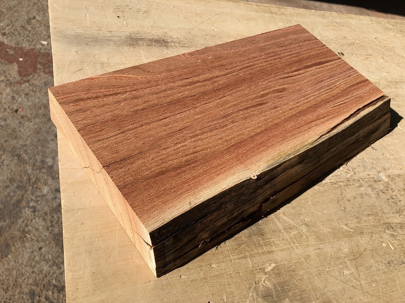 送料無料!チャンチン【E102T】385×~203×41㎜ 香椿 クラフト 楽器 乾燥材 木工 DIY 材木 天然木 無垢材《銘木すずめや》拍卖