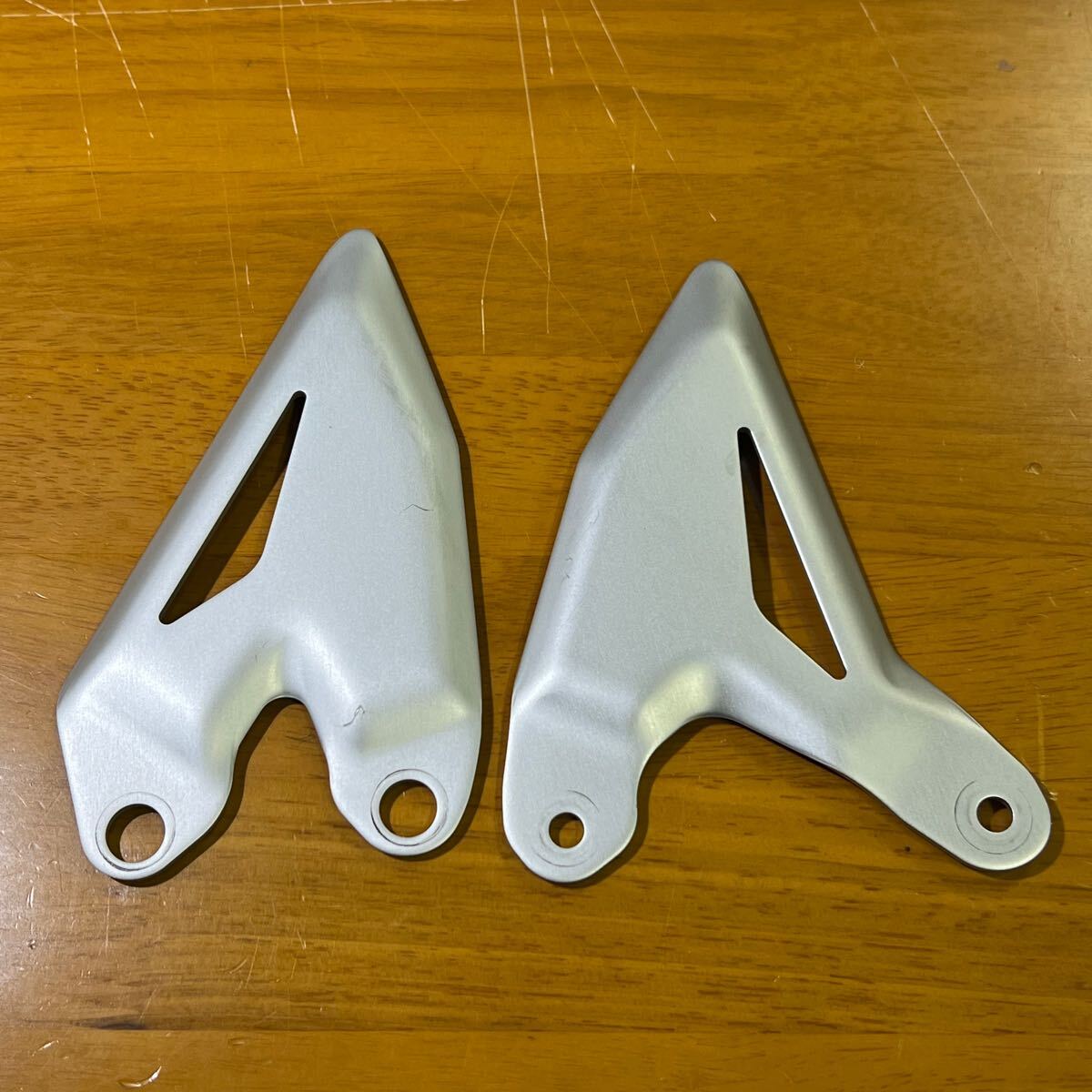 ★Ninja250 ニンジャ250 EX250P 純正 ヒールガード ヒールプレート 左右セット拍卖