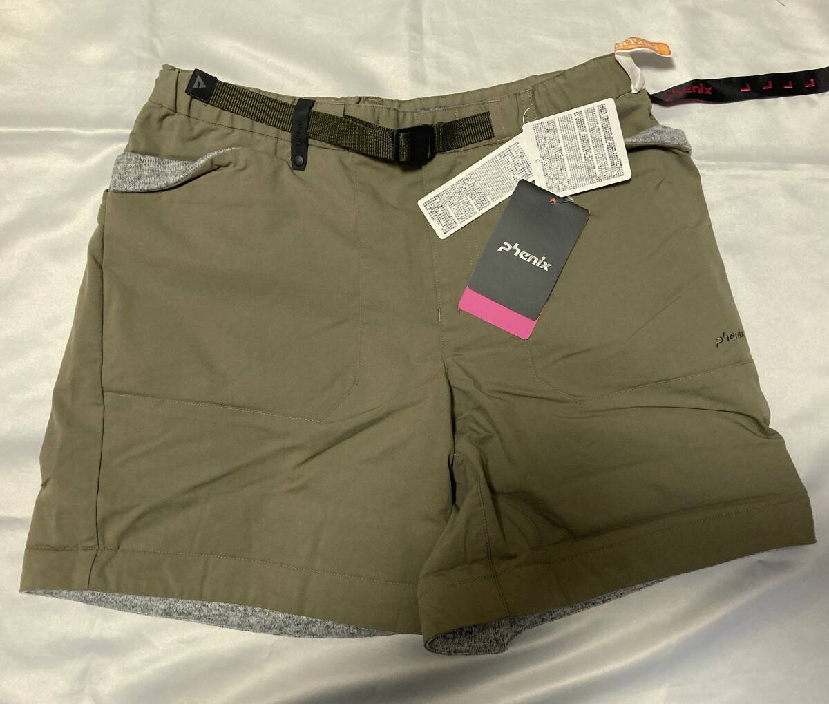新品未使用タグ付 フェニックス PHENIX Briskly Short Pants 品番PHA62SP70 サイズS カラーOD 定価9.460円税込 70%OFF拍卖