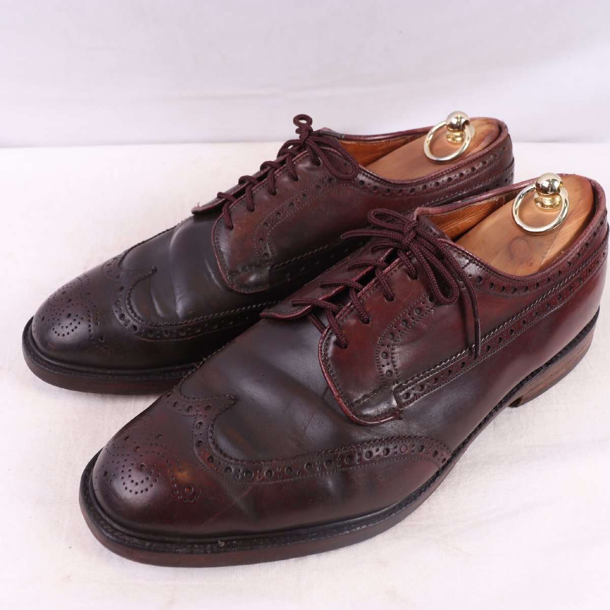 コードバン 旧チャーチ 85/ 27.5cm 位 Church's 3都市 ウィングチップ バーガンディ ヴィンテージ 英国靴 イングランド 革靴 中古 ds4902拍卖