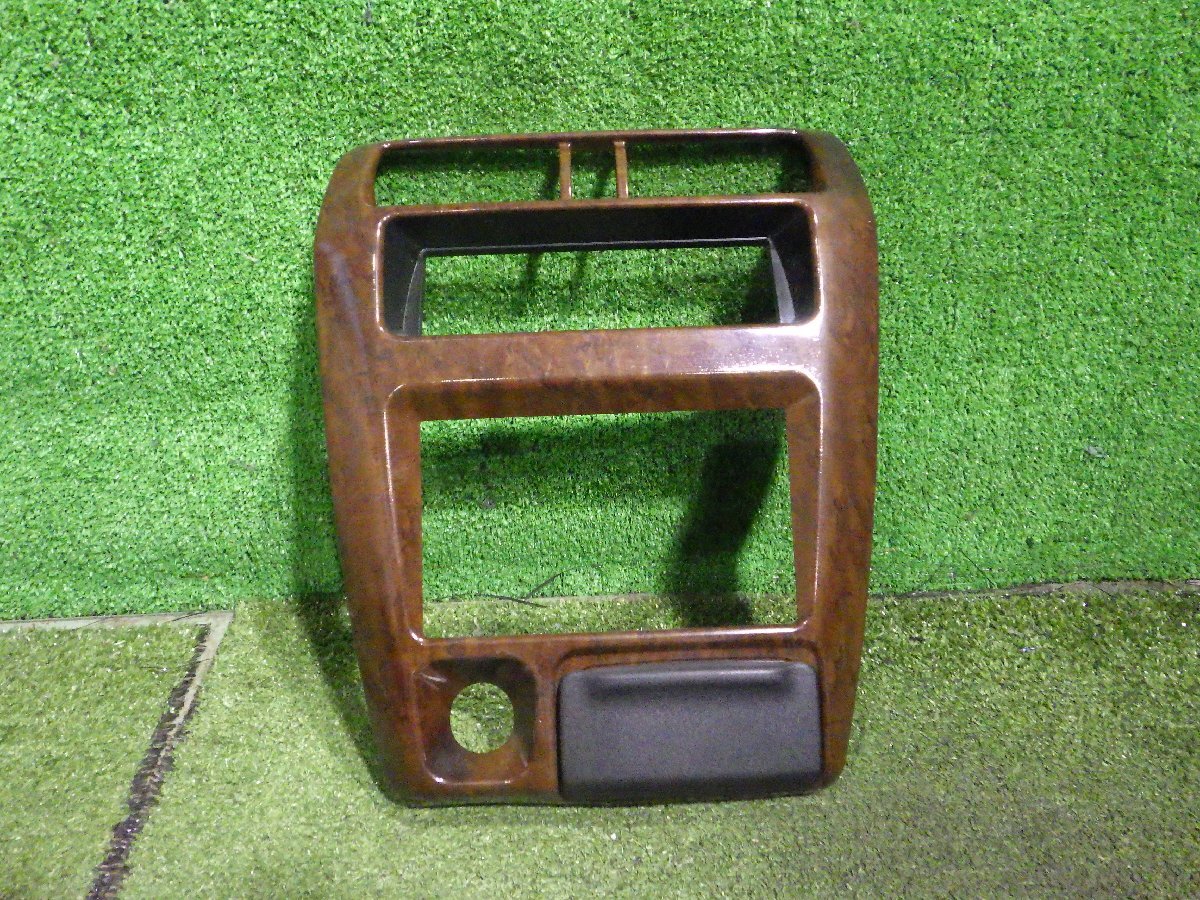 ◆ 三菱 ミニキャブ U61V 【 オーディオパネル 木目調 木目パネル 】8002A003 日産 U71V クリッパー 中古 K133 2I7-5 ◆拍卖