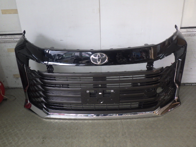 【Y0433】 ZWR90W ZWR95W MZRA90W MZRA95W ヴォクシー フロントバンパー ロアグリル付 黒 52119-V1010/20 中古 即決拍卖