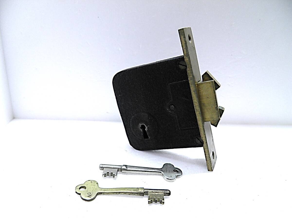 【昭和レトロ★アンティーク錠】真鍮の箱錠◆和室引き戸用錠前◆棒鍵つき◆アンティーク錠前◆拍卖