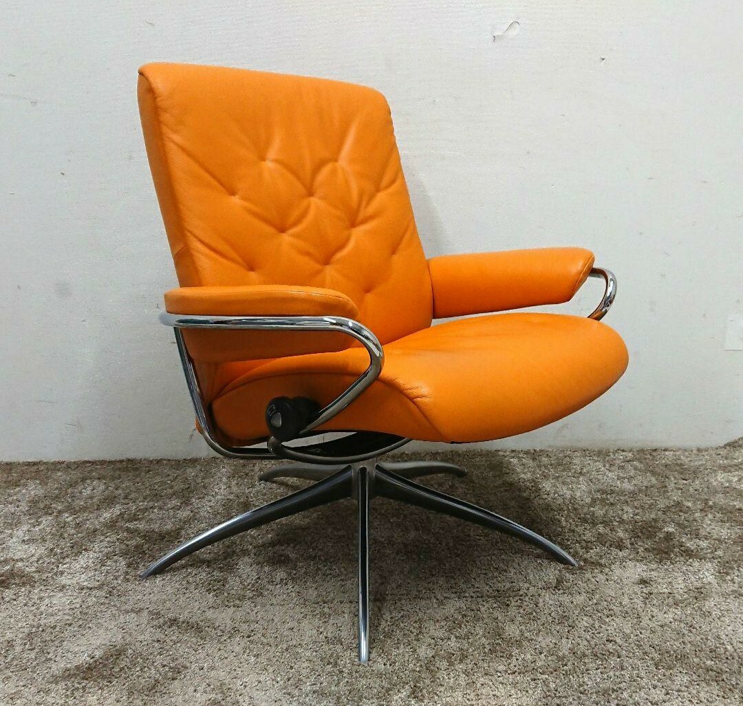 美品 EKONES エコーネス Metro low メトロロー 本革 リクライニング 回転 ソファ ストレスレスチェア拍卖