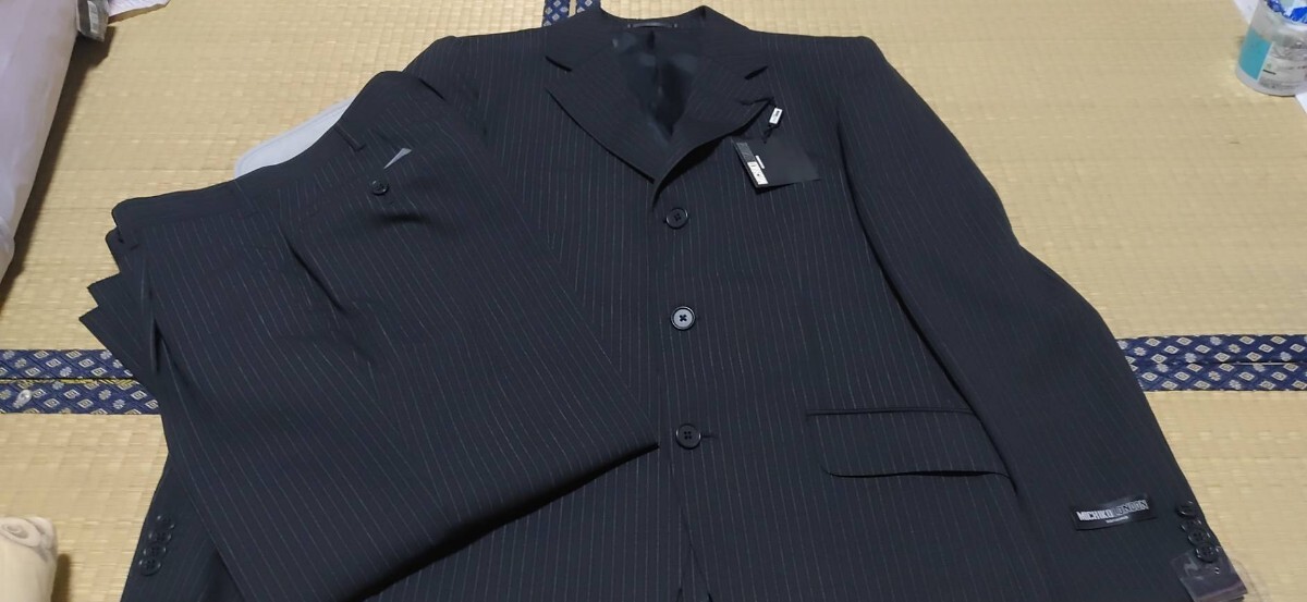 【新品】MICHIKO LONDON ビジネススーツ Y6 黒拍卖