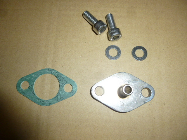 ヴァナゴンT3/カラベルT3 1.9/2.1用ステンレス製ウォーターフランジ新品シリンダーヘッド右側用拍卖