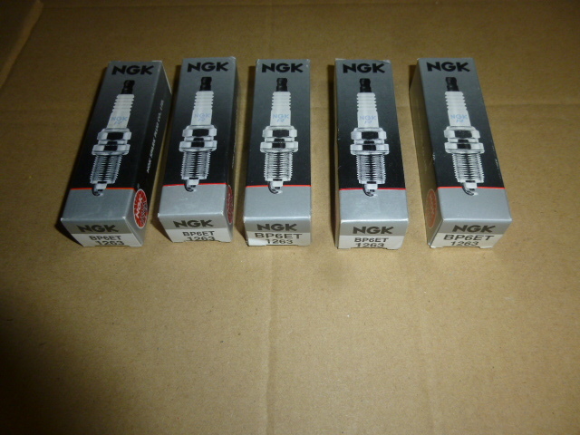 ヴァナゴンT4/ユーロバンT4/2.5用NGK製スパークプラグ5本セット新品1台分 日本製拍卖