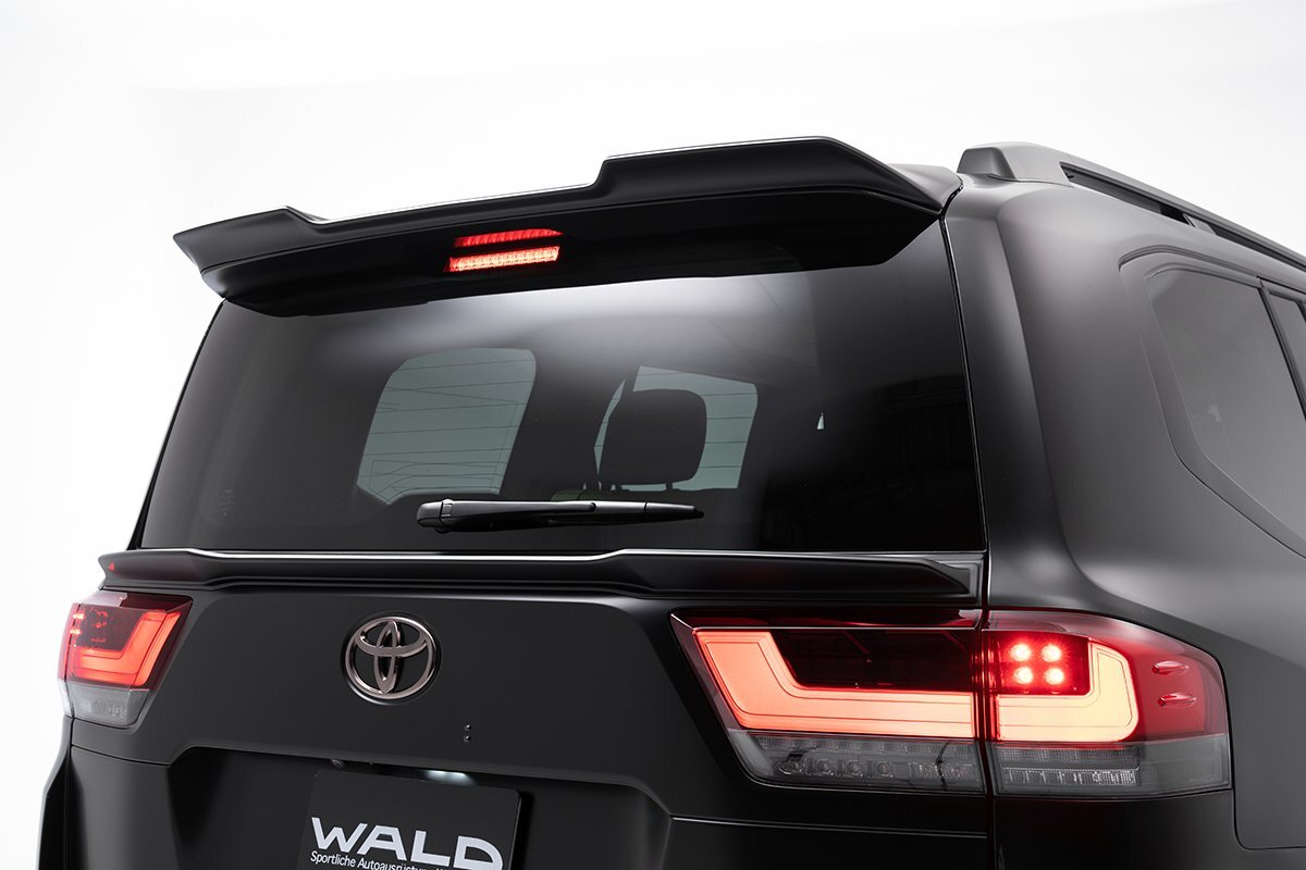 SportsLine-BlackBisonEdition WALD トヨタ リアゲートスポイラー ランド クルーザー FJA300 VJA300W R3.8~ ランクル 300拍卖