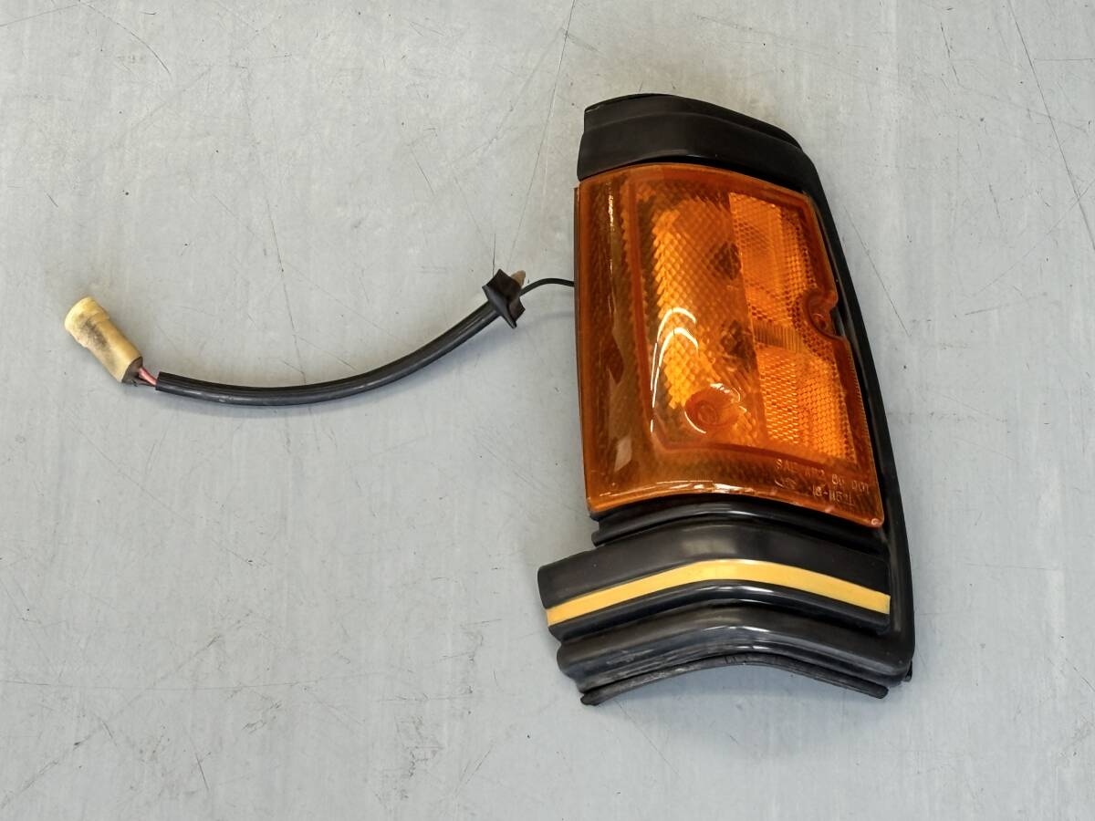 US ダットサン 720 左コーナーレンズ 4WD用 社外(中古)拍卖