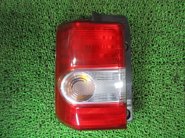 ムーヴコンテ DBA-L575S 左テールランプ 81560-B2290 トーカイデンソー 20508 /42094拍卖
