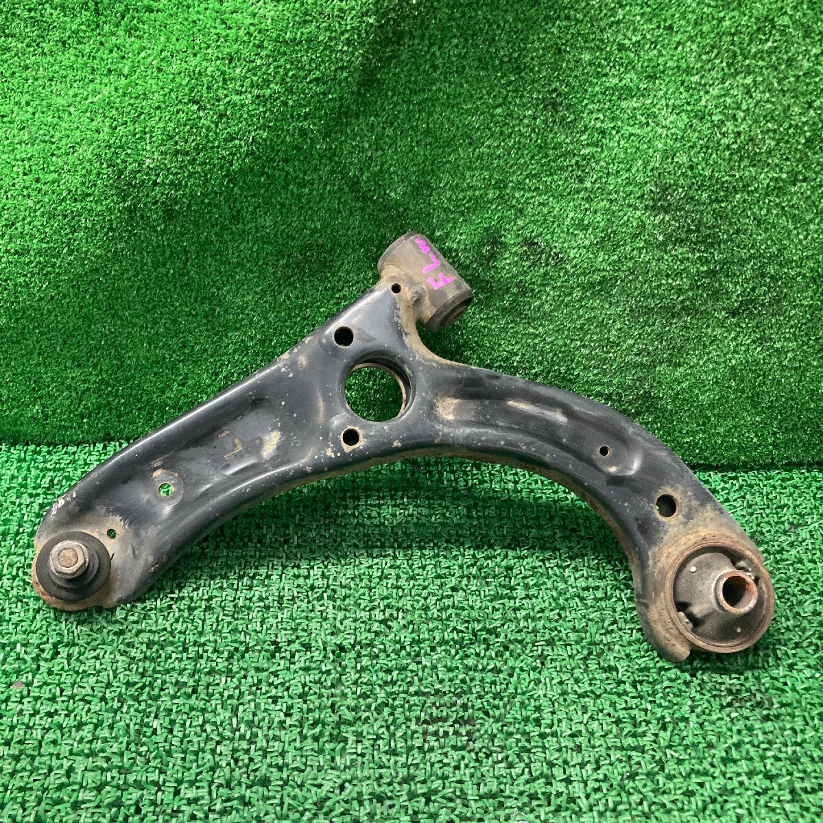 ♪♪タント G L375S フロント左 ロアアーム(W12096)♪♪拍卖