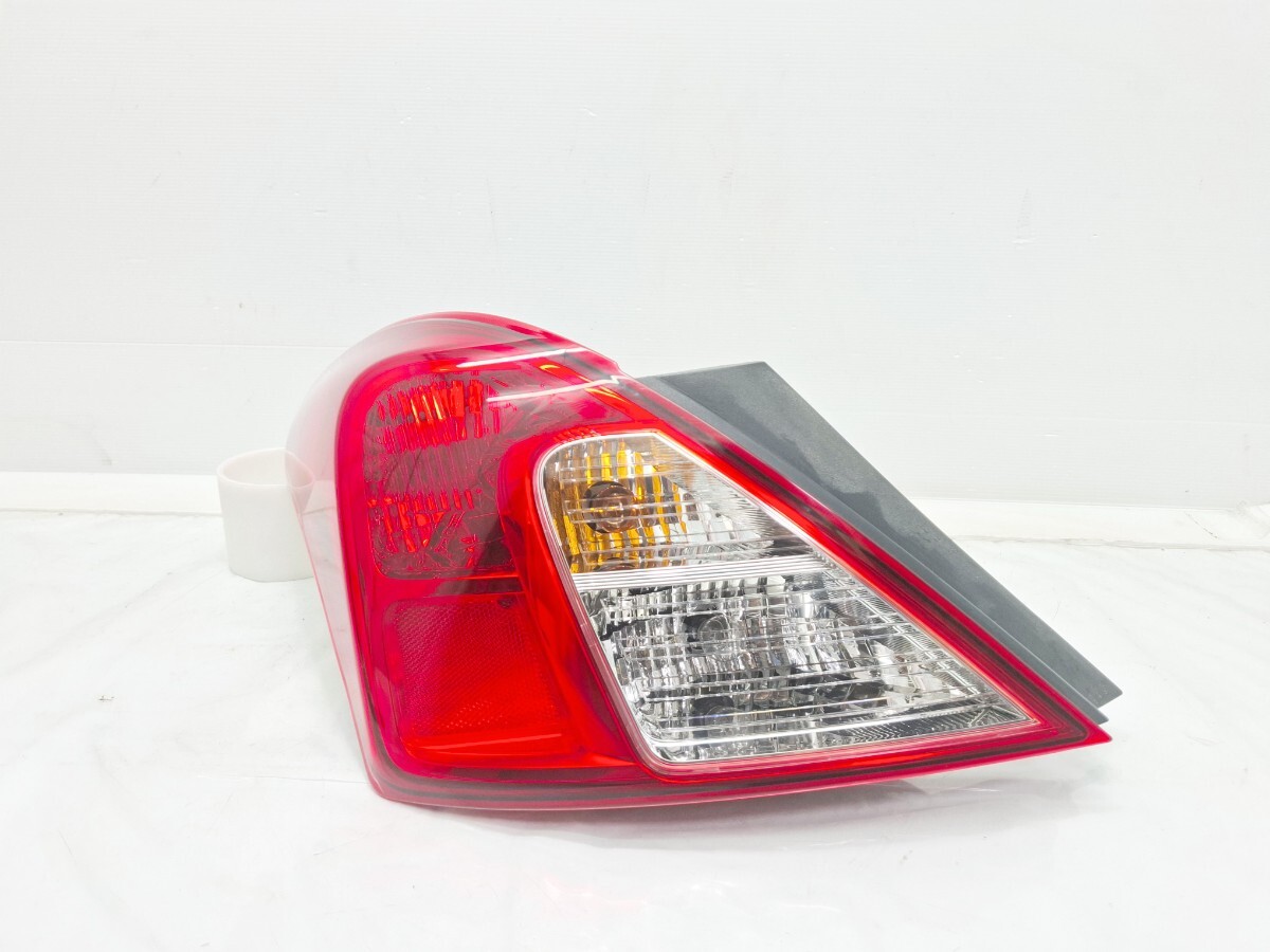ラティオ N17 左 テールランプ 助手席側 ICHIKOH T005 レンズ ライト ウインカー 日産 ② ☆☆拍卖