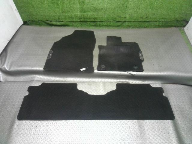 トヨタ(TOYOTA)※同梱不可※プリウスα ZVW41W フロアマット拍卖