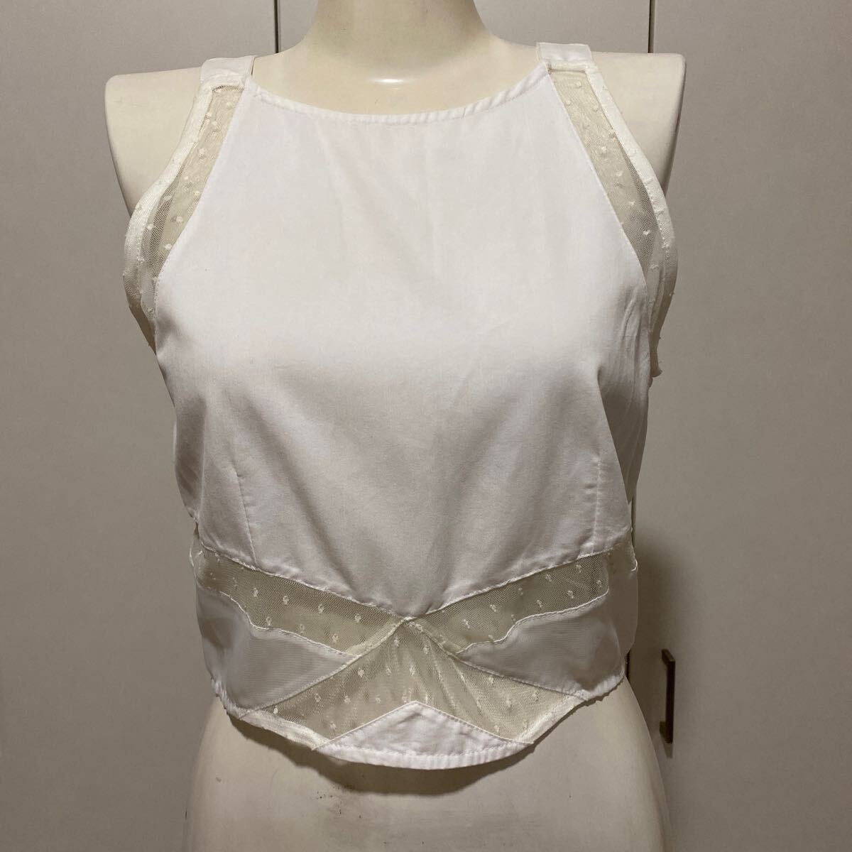 FIG&VIPER新品タグ付水玉ドットレース切替クロスショート丈クロップドノースリーブトップスタンクトップ白拍卖