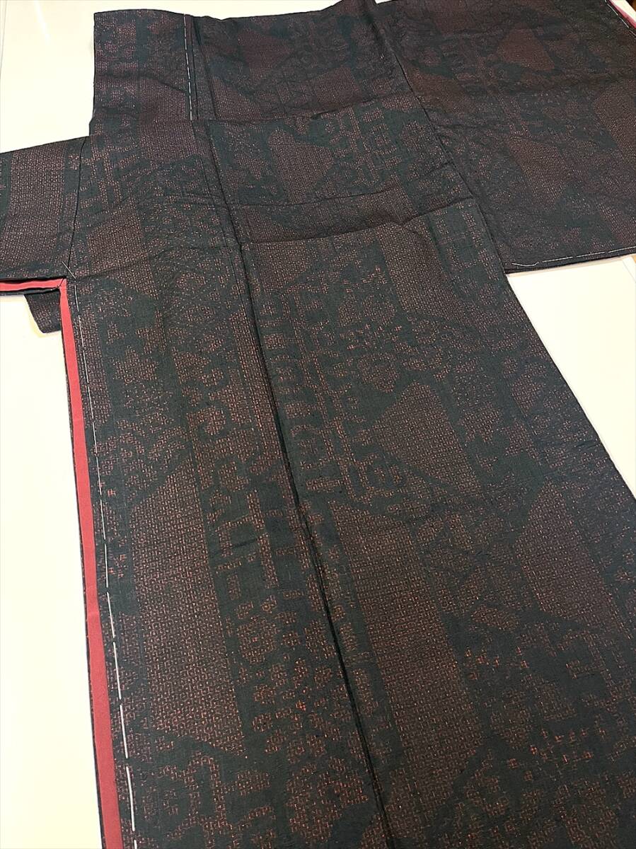 花とら●リサイクル着物 結城紬 絣 黒地 幾何柄 美品 しつけ糸付き 大きめサイズ 241106拍卖