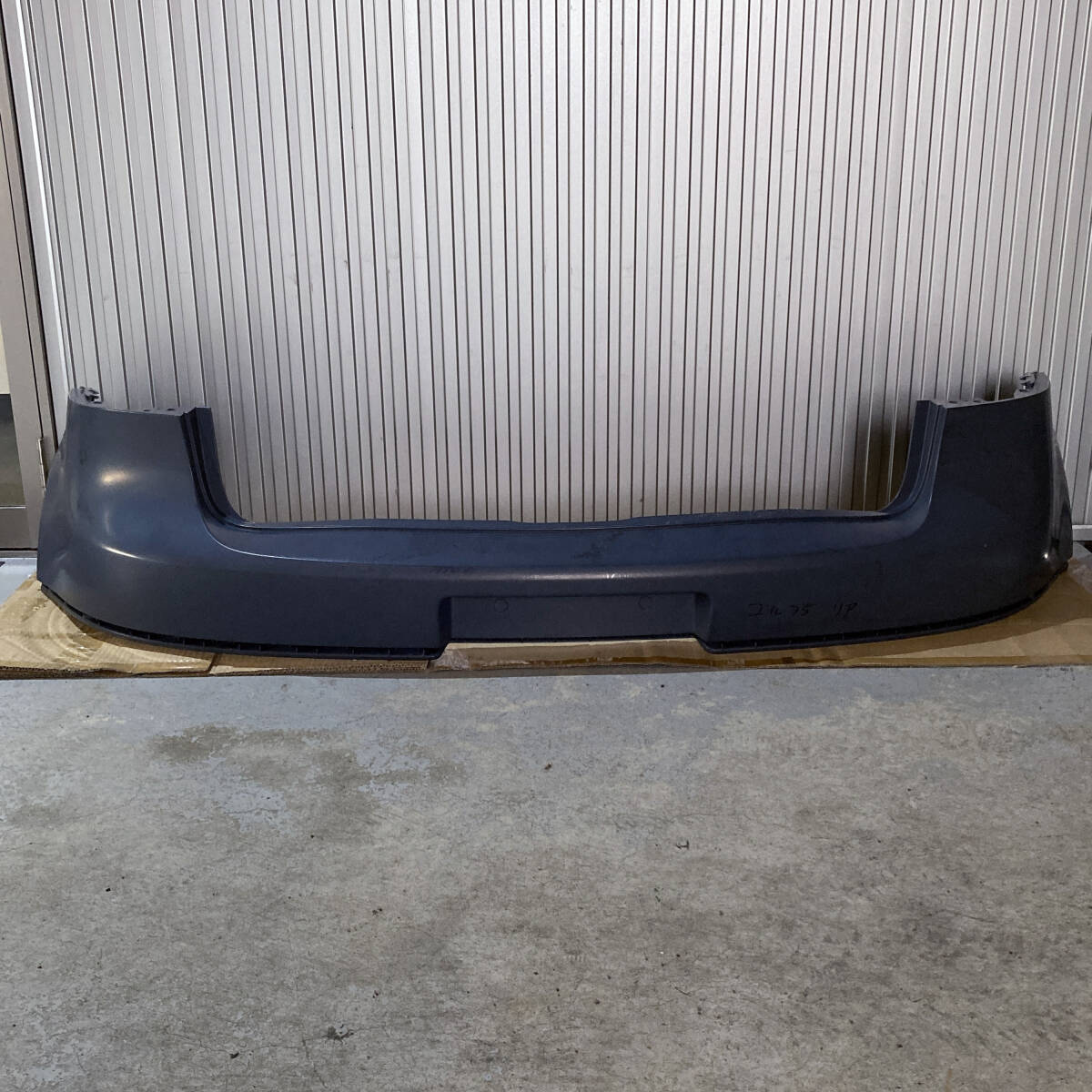 フォルクスワーゲン ゴルフ5 純正 リアバンパー 1K6 807 421拍卖