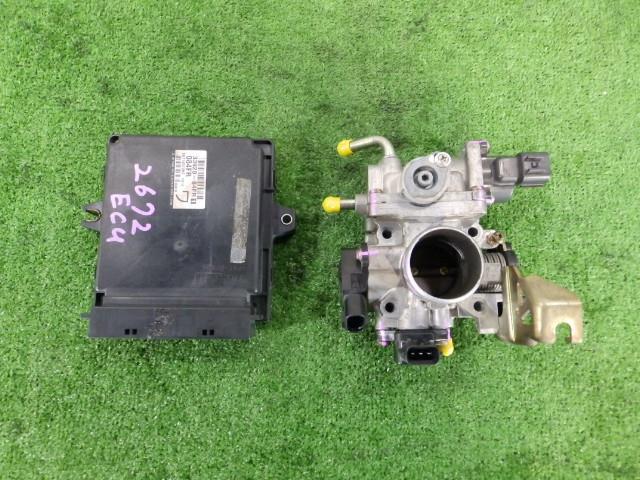 ワゴンR UA-MC22S エンジンコンピューター/ECU K6A 26U E6T16372H3 33920-84FR1 242672拍卖