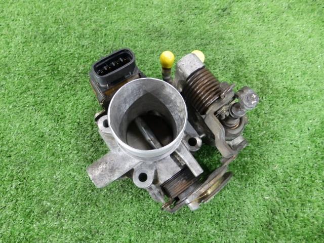 アルト E-HA21S スロットルボディ/スロボ K6Aターボ 0DG 73G00 13400-73G01 242642 コア返却必要です!!拍卖