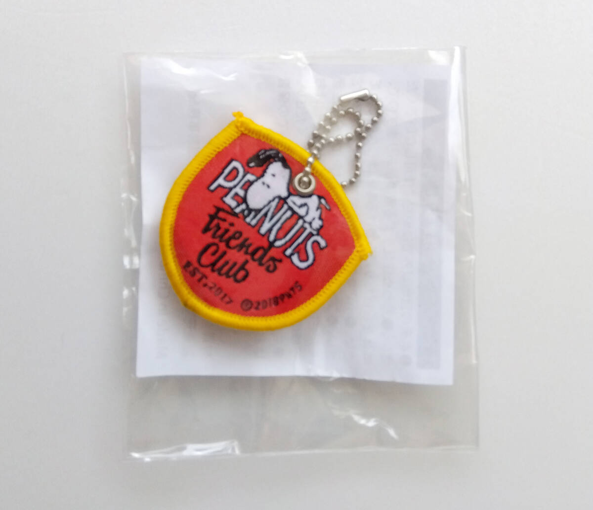 【バッジ】PEANUTS Friends Club スヌーピー アクセサリー【チェーンストラップ】拍卖