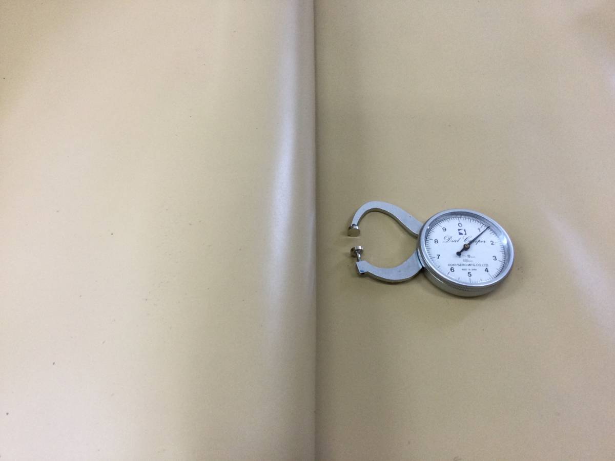 【SALE】Z139革 皮/牛 ソフト ミルクティーベージュ 80ds 2.0mm~2.2mm/格安拍卖