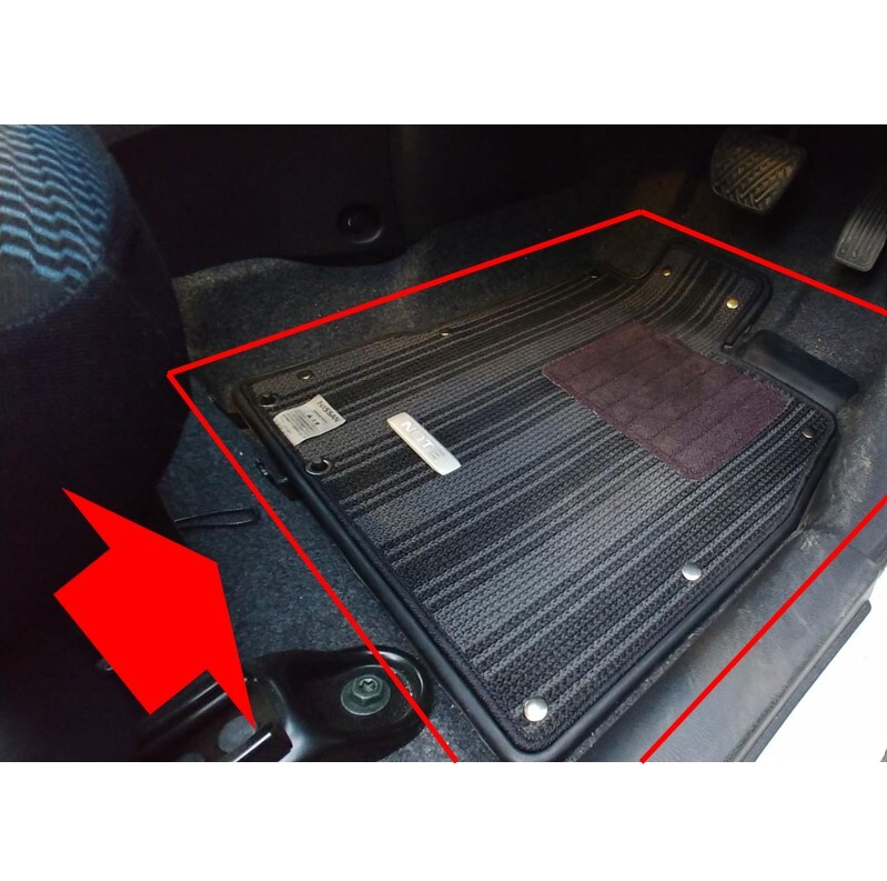 ☆新品 未使用 純正部品 日産 ノート E12 NE12 デュアルカーペット フロアカーペット 消臭機能付 ブラック ラバーマット レア 希少★拍卖