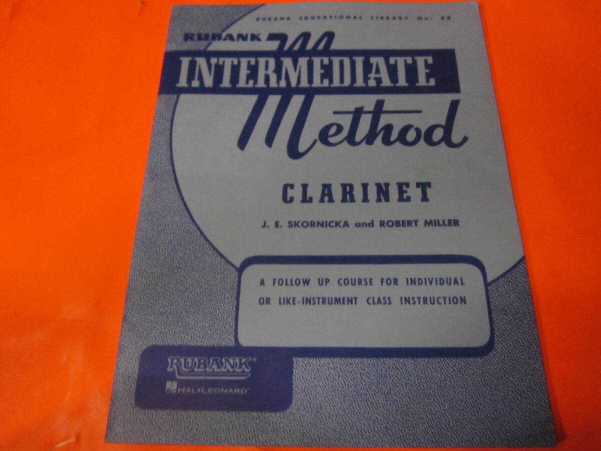 ♪輸入楽譜 Rubank Intermediate Method Clarinet クラリネット 中級クラリネット奏者 ソロと少量のデュエット拍卖