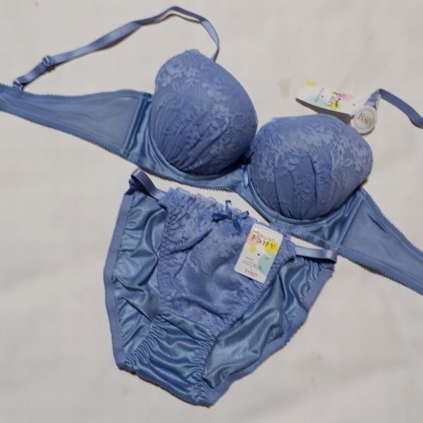 Last Fairy B80L 寄せ上谷間 お華レース下厚盛モールドブラ&ショーツ ブルー拍卖
