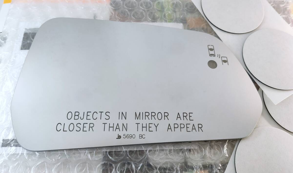 (送料込) FORD フォード MUSTANG マスタング(MK6) ドアミラーガラスのみ右側 BSA仕様【新品】2015-2022年拍卖