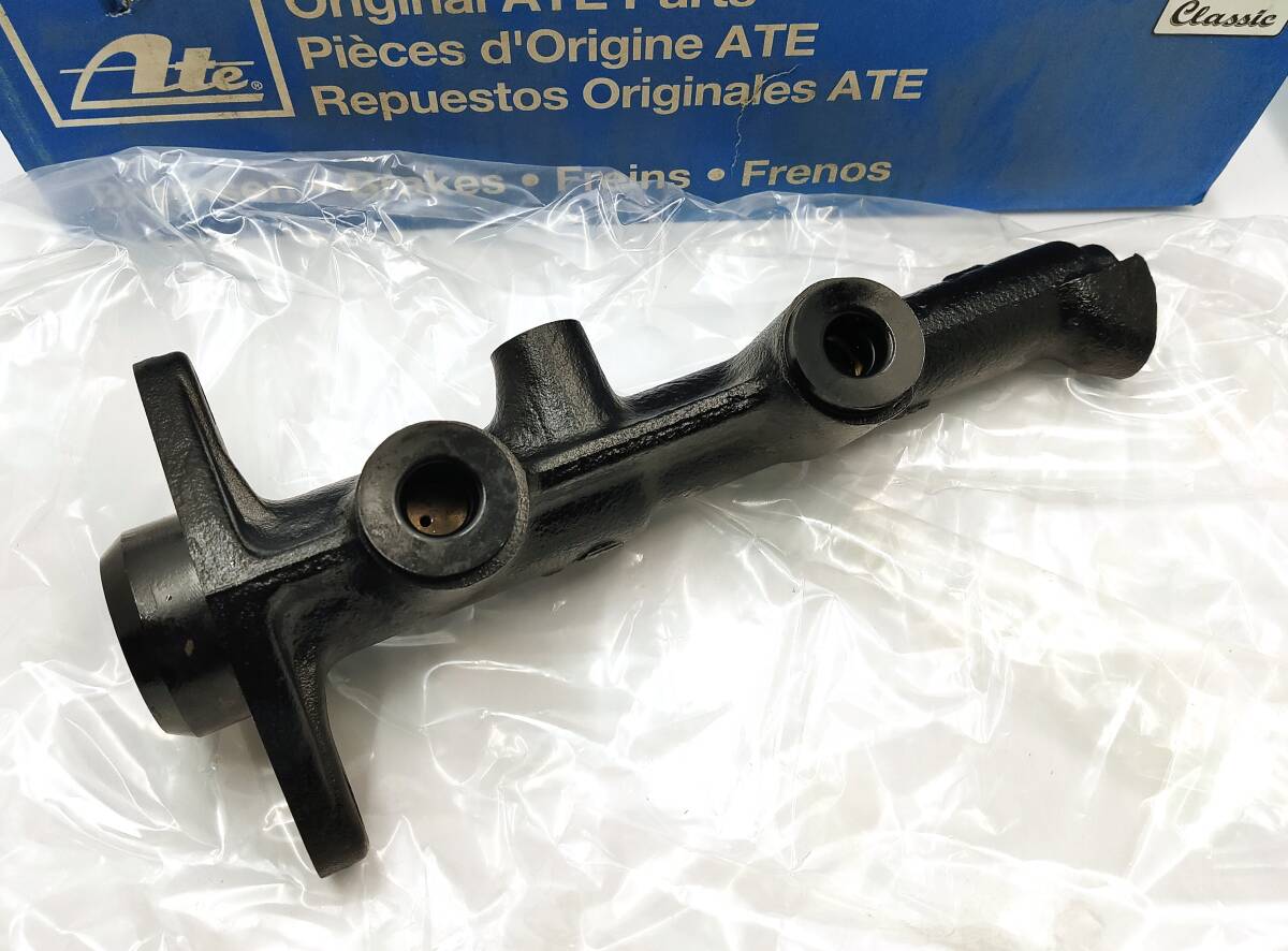 (送料込) VOLVO ボルボ 240 260 ブレーキマスターシリンダー・リザーバータンク付【純正OEM ATE製・右ハンドル用・新品】拍卖