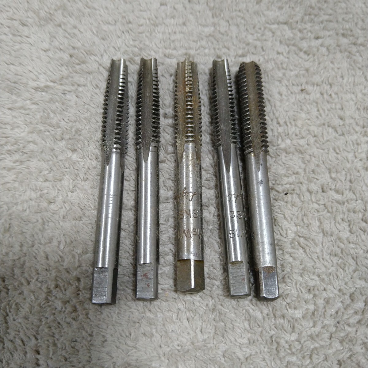 ジャンク品/長期保管品/中古品/Light/ライト精機/ハンドタップ/SKS2・5/16W18(ウィットねじ)全長70mm軸径5.4mm/四角/5本セット拍卖