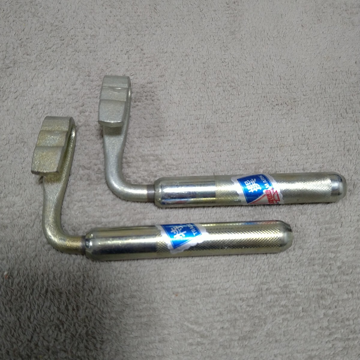 ジャンク品/長期保管品/中古品/NICE/ナイス/建設工具/フックボルト廻し/クランプ型兼用/サイズ8.10.12mm対応/#324/質量150g/2本セット拍卖