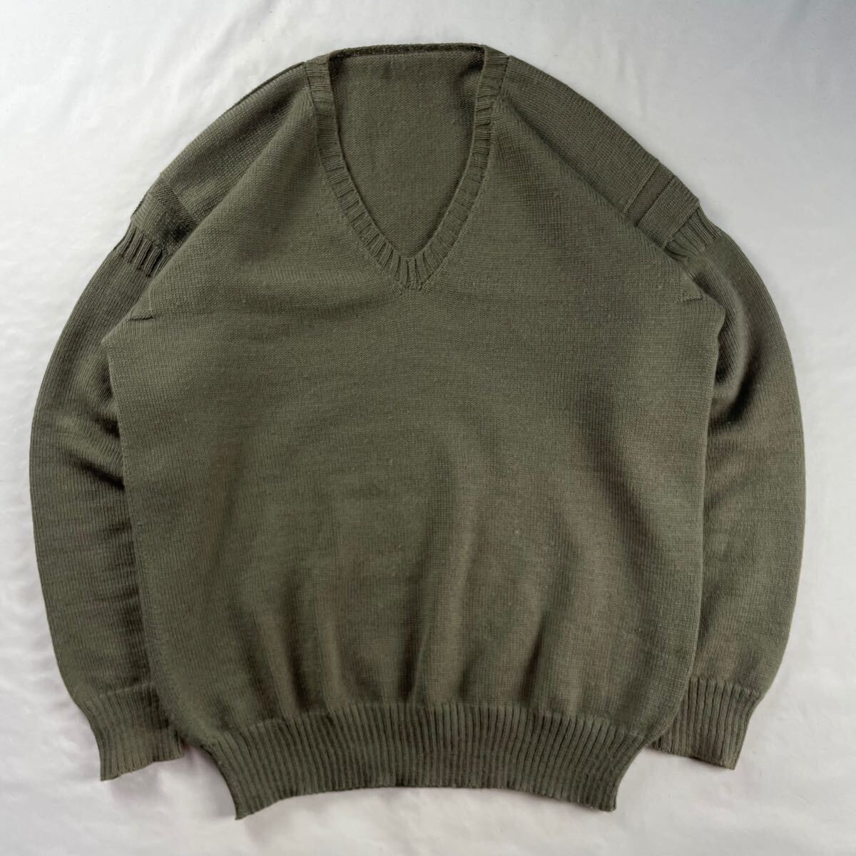 Euro Vintage 80-90s Unknown くすみカラー 立体 3D 単色 プレーン オリーブ グリーン 緑 デザインニット拍卖