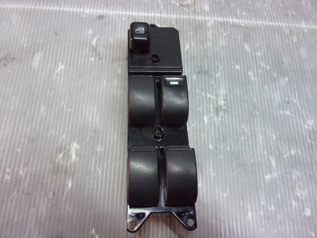 【2670】ekワゴン H81W 2001年式 パワーウインドスイッチ PWスイッチ パワウインドウスイッチ オムロン MR588849 棚G11拍卖