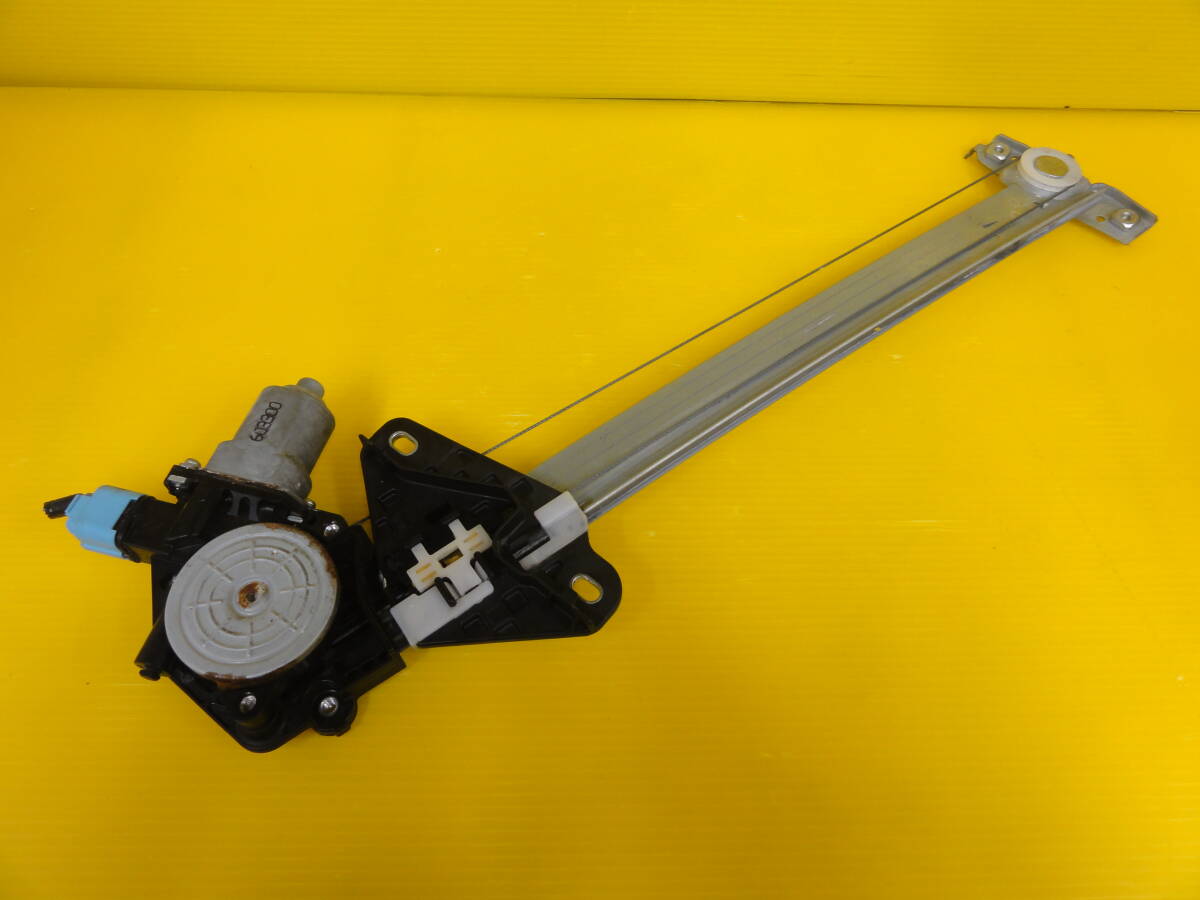 ☆平成19年車 ホンダ DBA-JE1 ゼスト 左 後ろ リア レギュレーターモーター 純正 動作OK☆F29279 m拍卖
