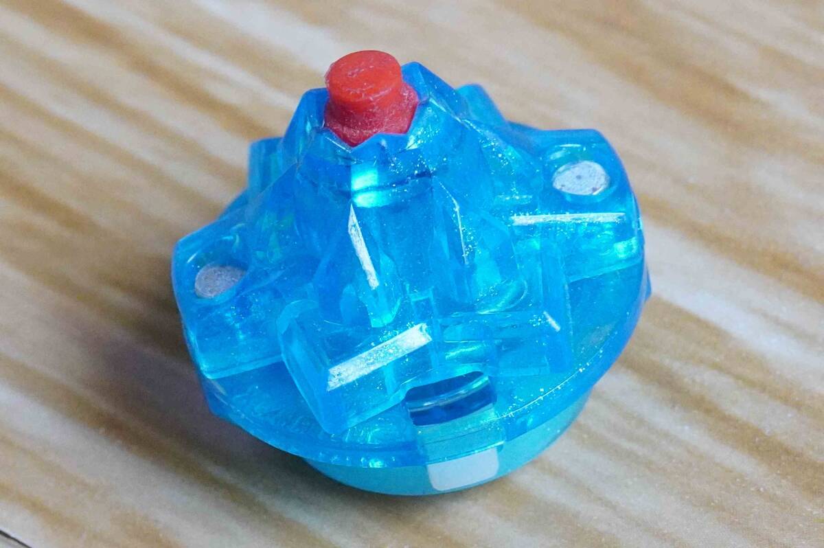 ベイブレードバースト ◆ ハンター ドライバー拍卖