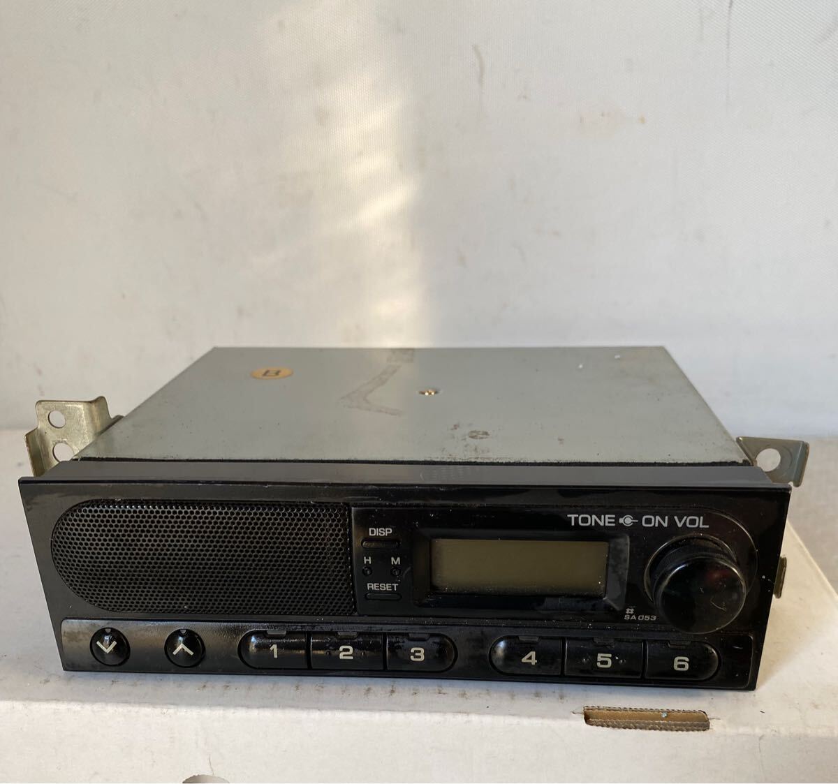 NISSAN 純正 カーラジオデッキ F-7114A【動作未確認ジャンク品扱い】拍卖