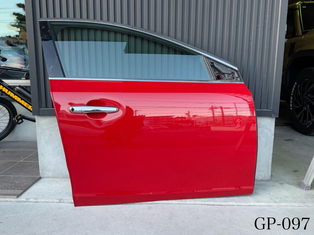 097【ボルボ:V40】右フロントドア DBA-MB4164T T4SE レッド系 ※佐川急便発送着払い拍卖