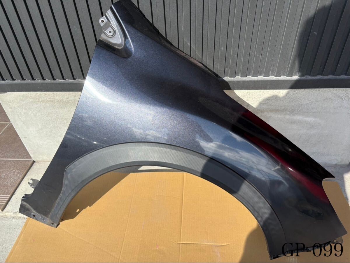 099【スバル:XV】右フェンダー 61K ダークグレーメタリック※スプレーPあと、ヘコミ有 ※佐川急便発送着払い拍卖