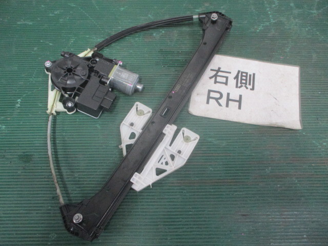 Audi アウディ A3 DBA-8VCXS リヤ リア右ドアレギュレーターモーター 5Q0959812 8V4839462拍卖