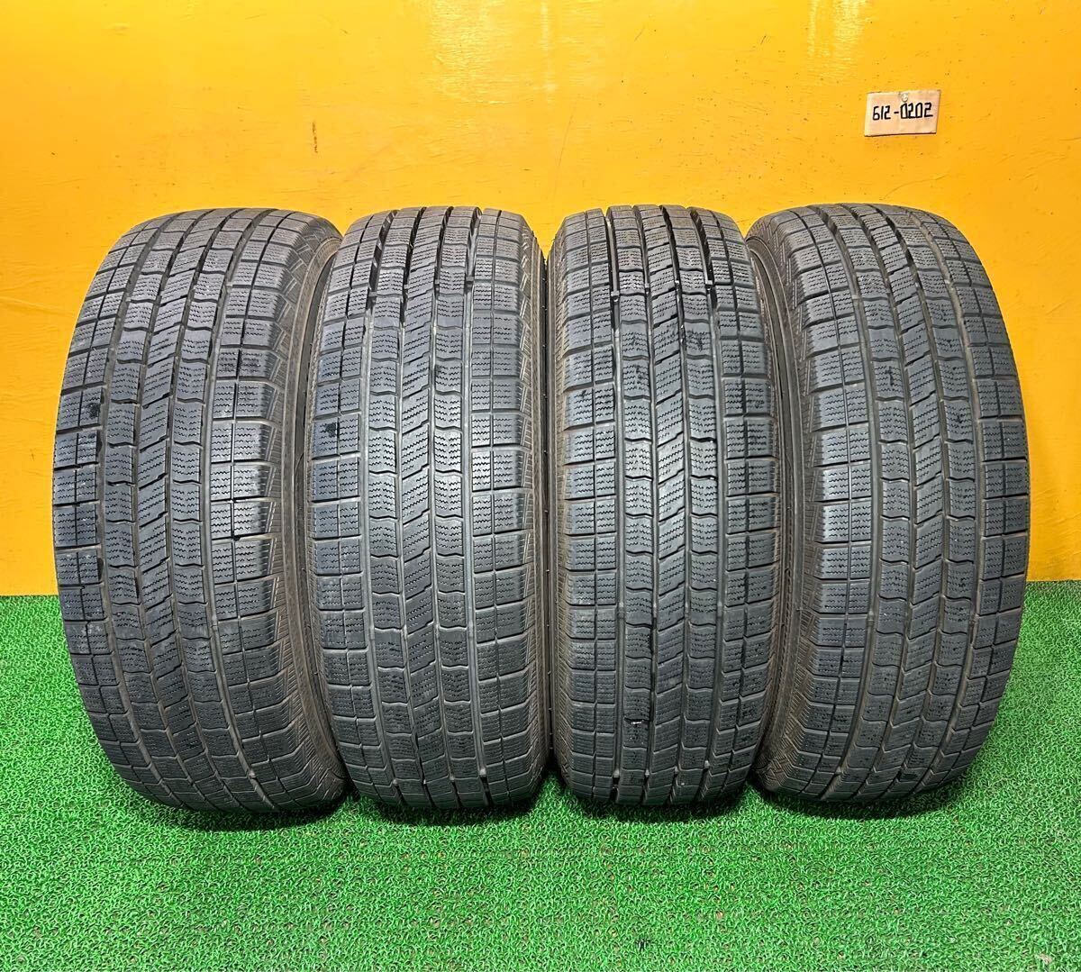 *冬用 バリ山 215/70R15C 109/107Q M+S NANKANG RUNSAFA SNC-1 *4本セット拍卖