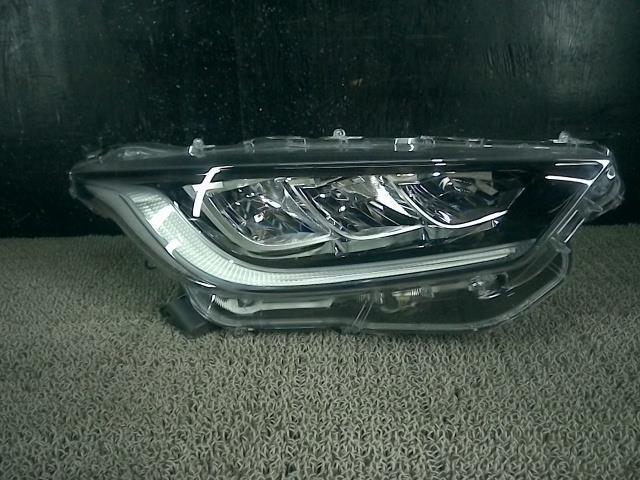 ☆ヤリス MXPA10 右ヘッドランプ LED コイト K0-3 81110-K0031拍卖
