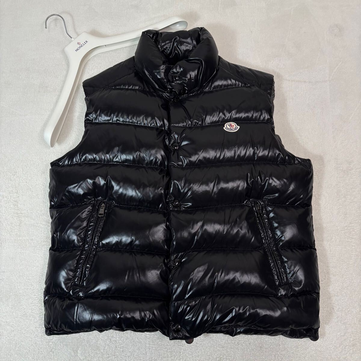 ☆神サイズ・極美・クリーニング済み☆ MONCLER モンクレール TIB 肉厚 ダウンベスト ブラック 黒 メンズ 2XLサイズ拍卖
