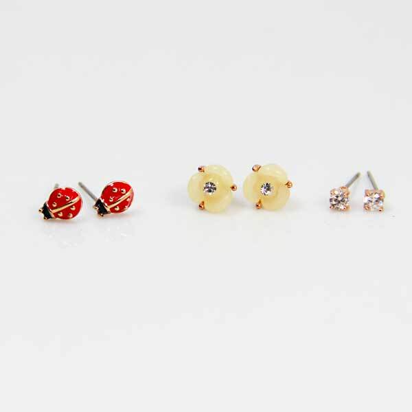 トリプルピアス てんとう虫 フラワー ビジュー お得 6点セット プレゼント 誕生日 ギフト お祝い mimosa拍卖