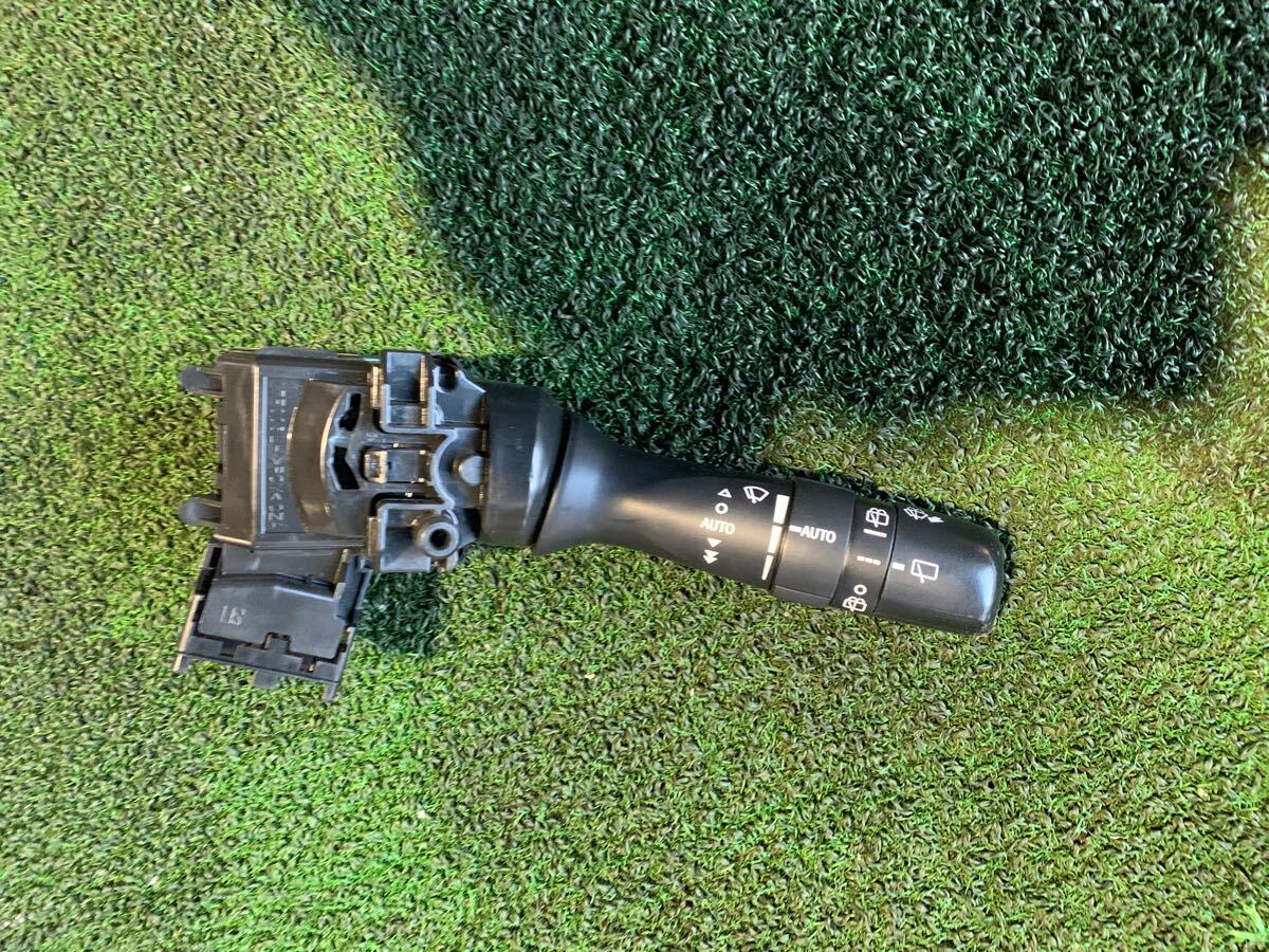 ディマースイッチ ワイパースイッチ アベンシス zrt272 zrt272w トヨタ拍卖