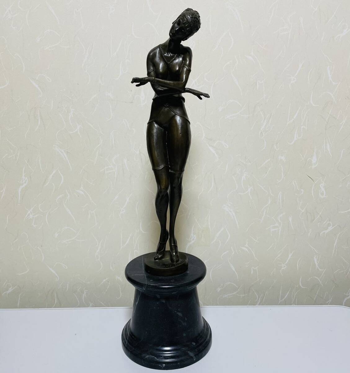 ブロンズ彫刻 「ダンサー」 女性像 銅製 西洋彫刻美術 大理石台付き 総高さ51㎝ 重さ5kg オブジェ 置物拍卖
