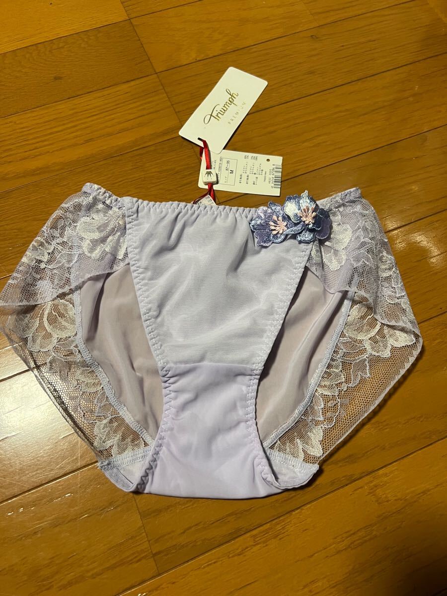 triumph トリンプ プレミアムレーベル TR3033hikini高級ショーツ ライトパープル色 新品未使用です。Mスタンダード拍卖